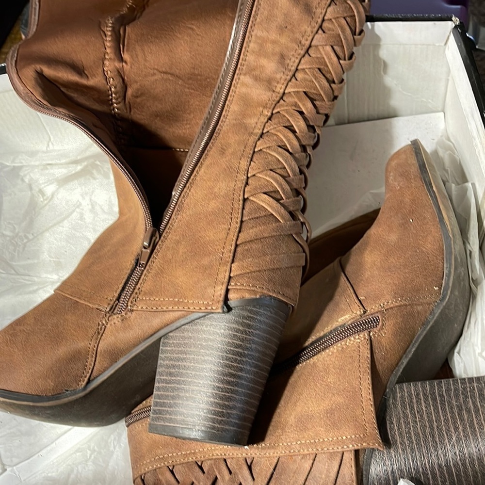 Fergalicious Boots 👢